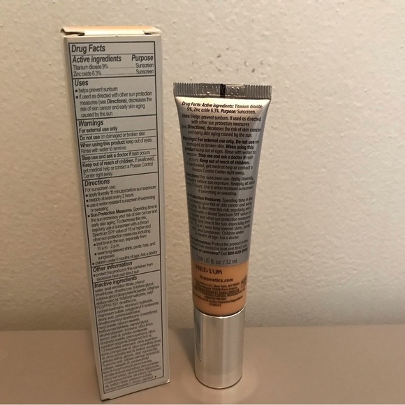 It Cosmetics Your Skin But Better CC+ Color Correcting Full Coverage Cream. - Picture 2 of 4